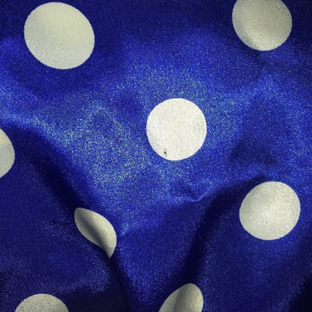 Victoria’s Secret P polka dot satiny shirt - Picture 3 of 4